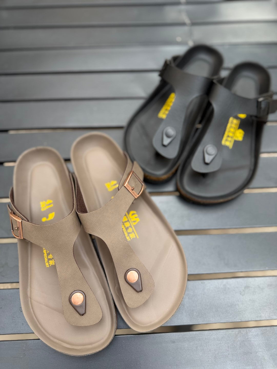 Luxury T strap slides