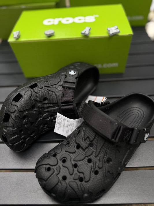 Atlas crocs