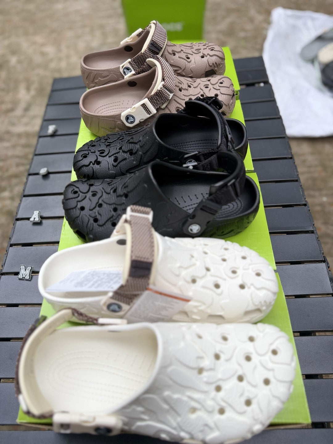 Atlas crocs