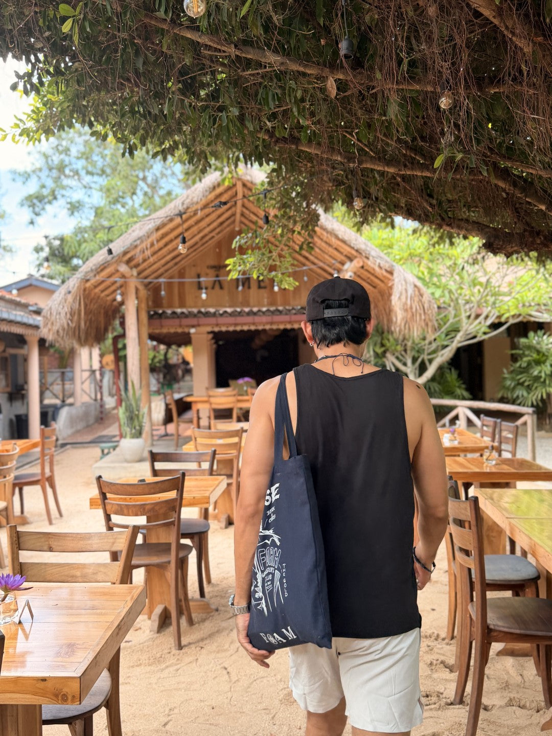 Z HOUSE Tote bag