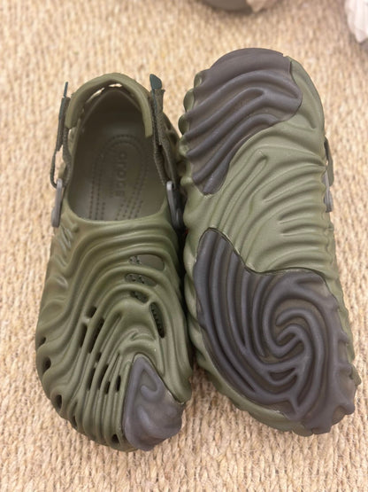 Foot Print Crocs