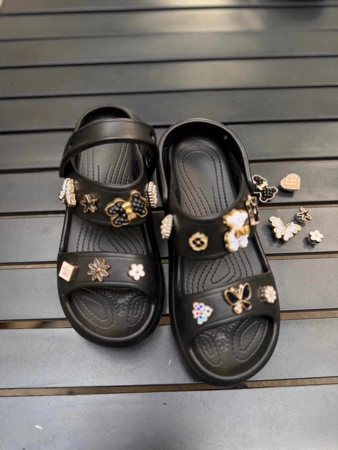 Hill crocs slide