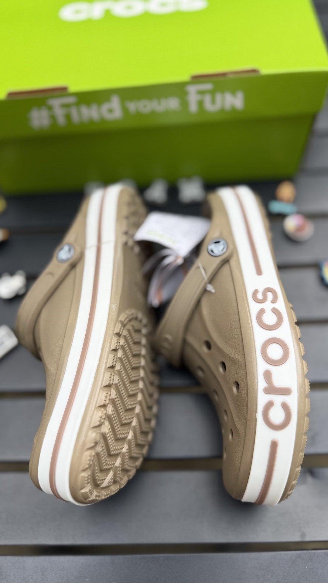 Bayaband Crocs