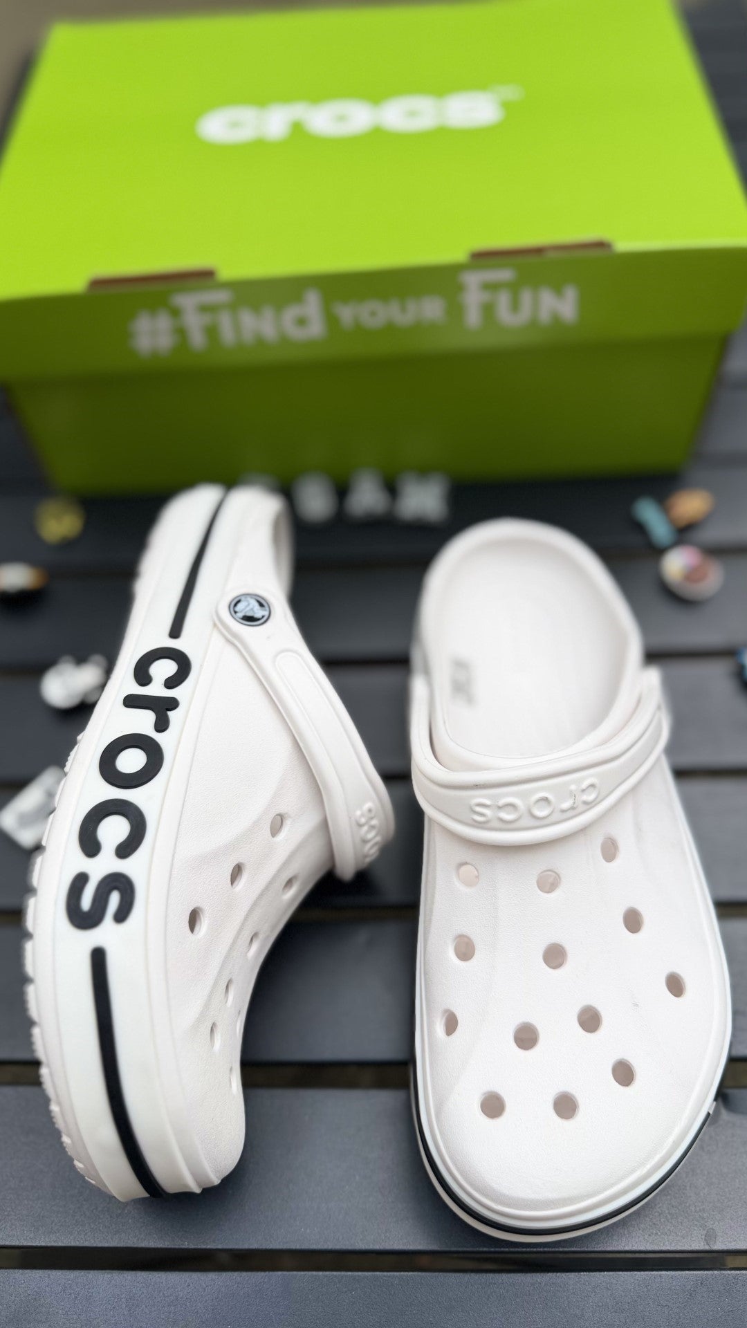 Bayaband Crocs
