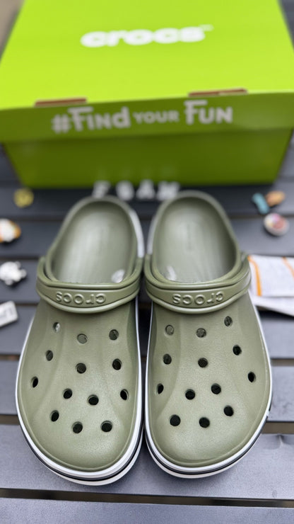 Bayaband Crocs