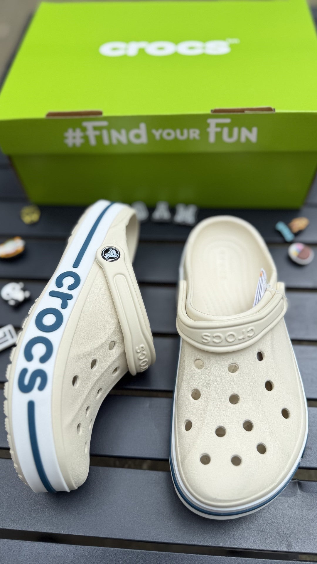 Bayaband Crocs