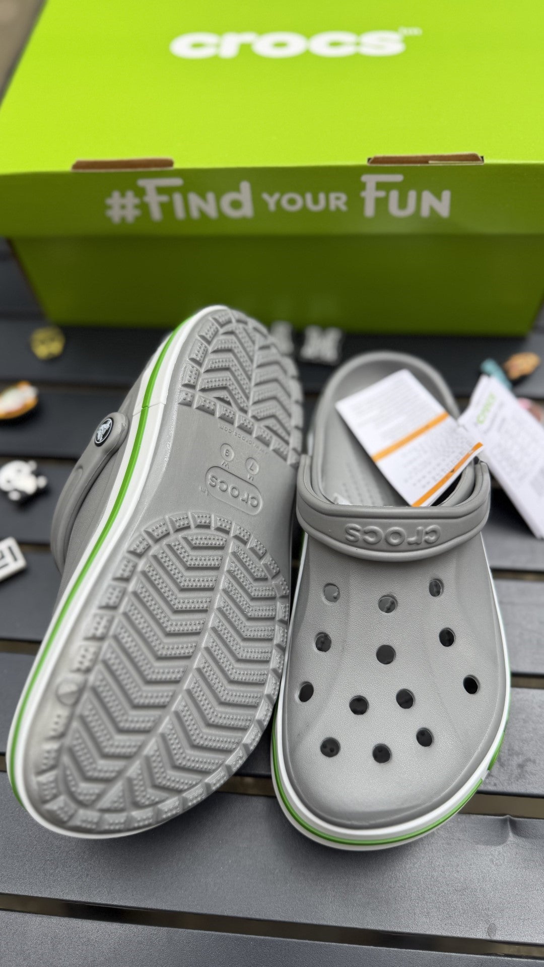Bayaband Crocs