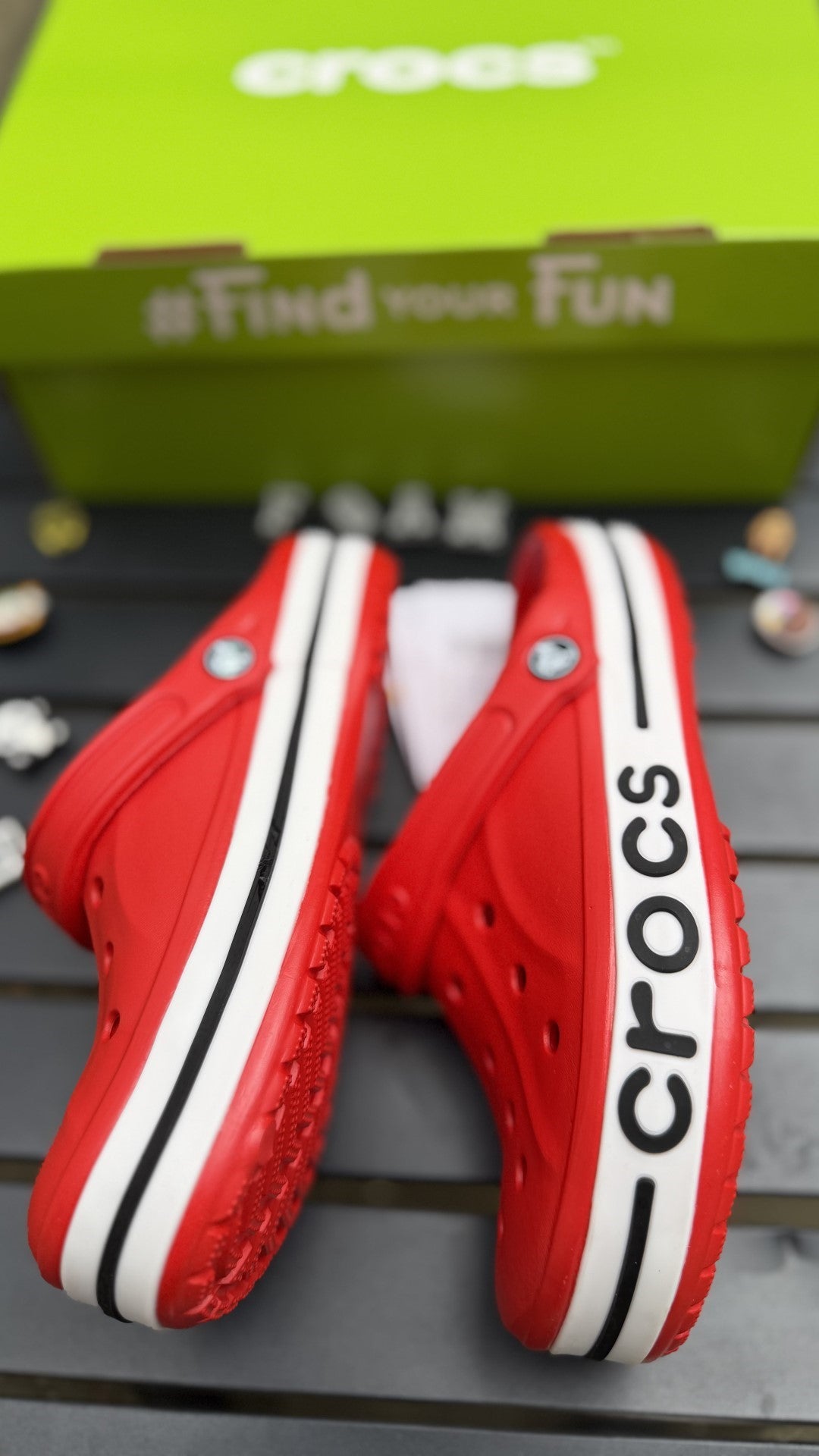 Bayaband Crocs