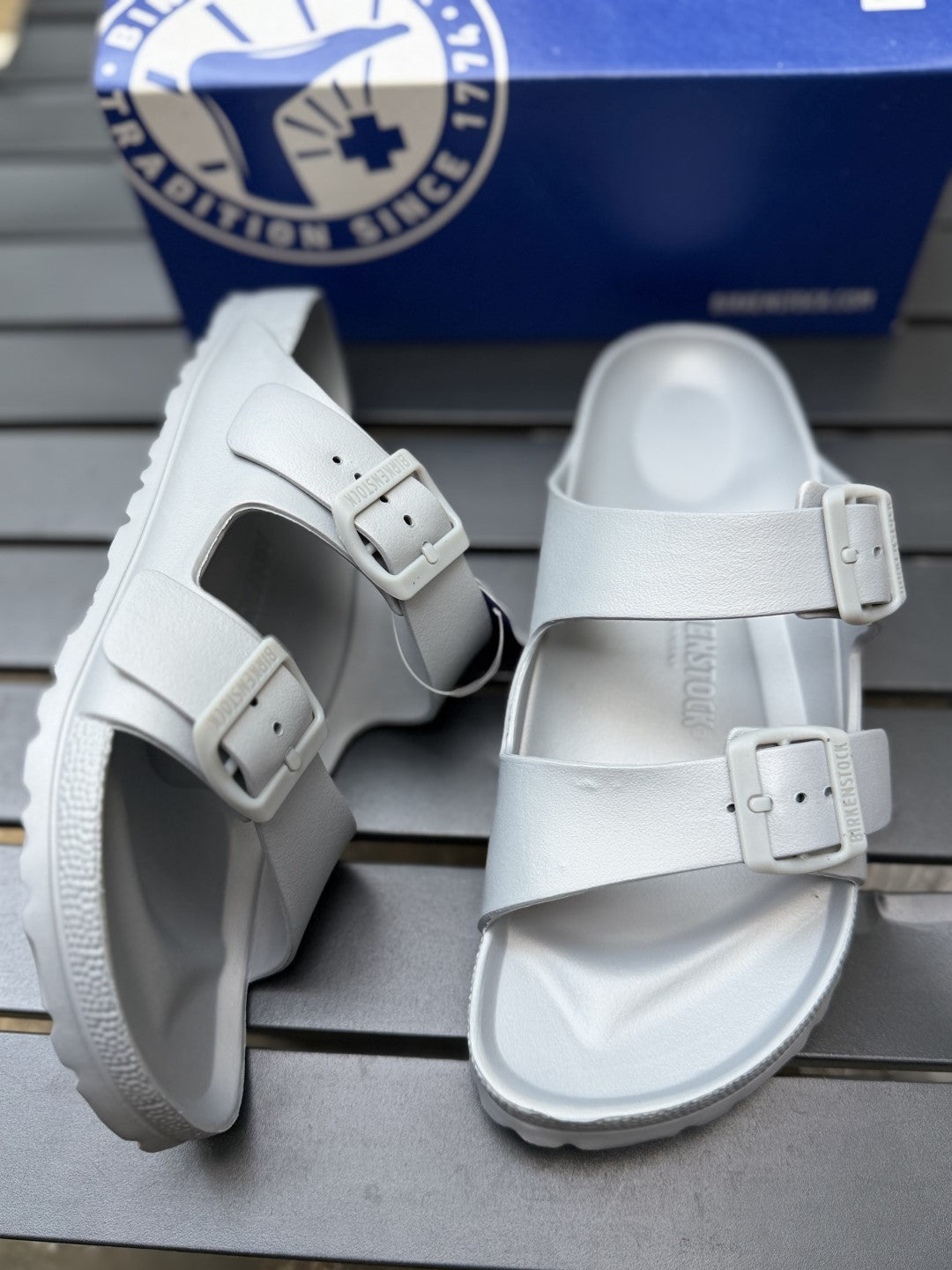 Birke*stock rubber slides