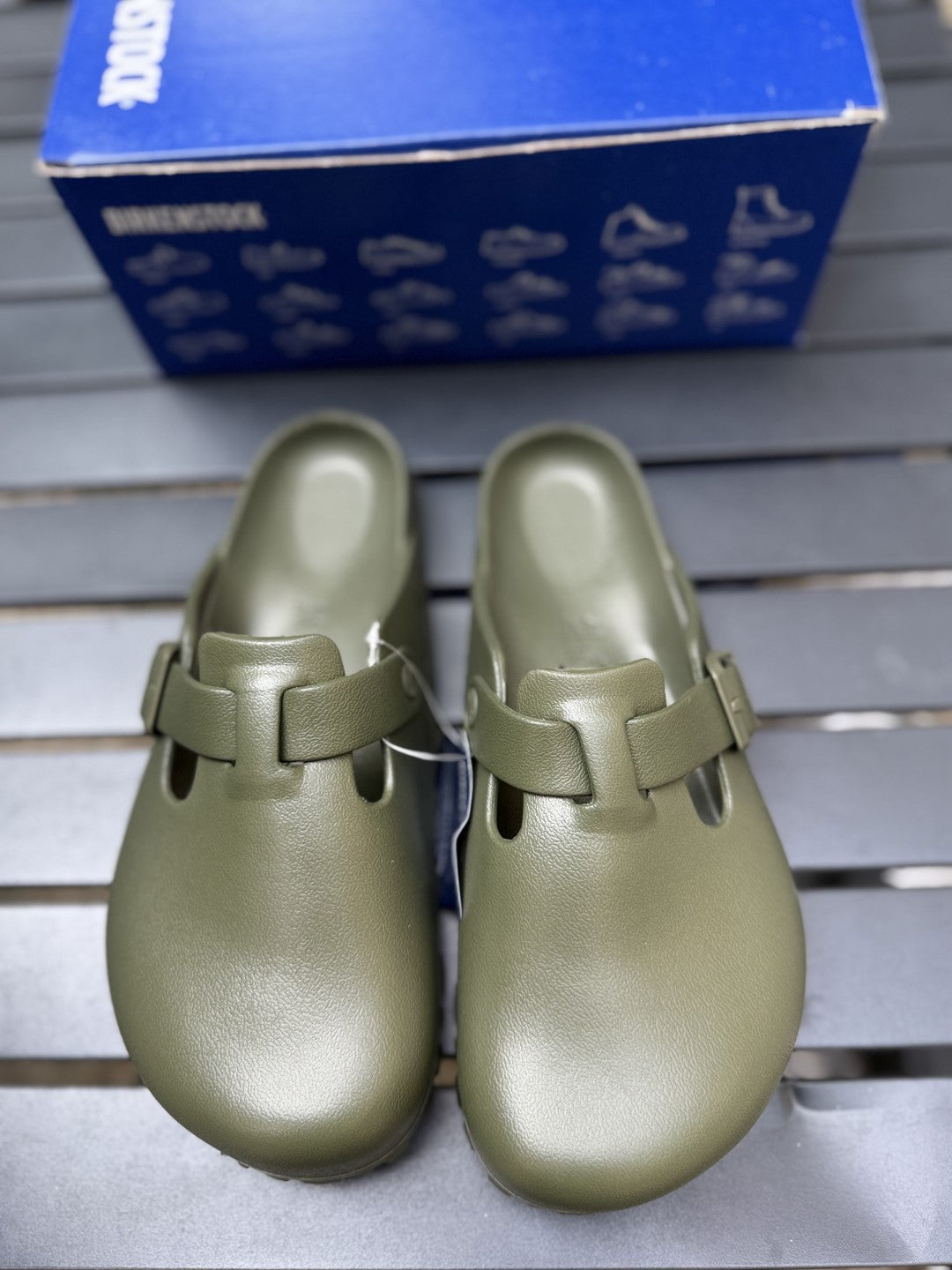 Birken Rubber clogs
