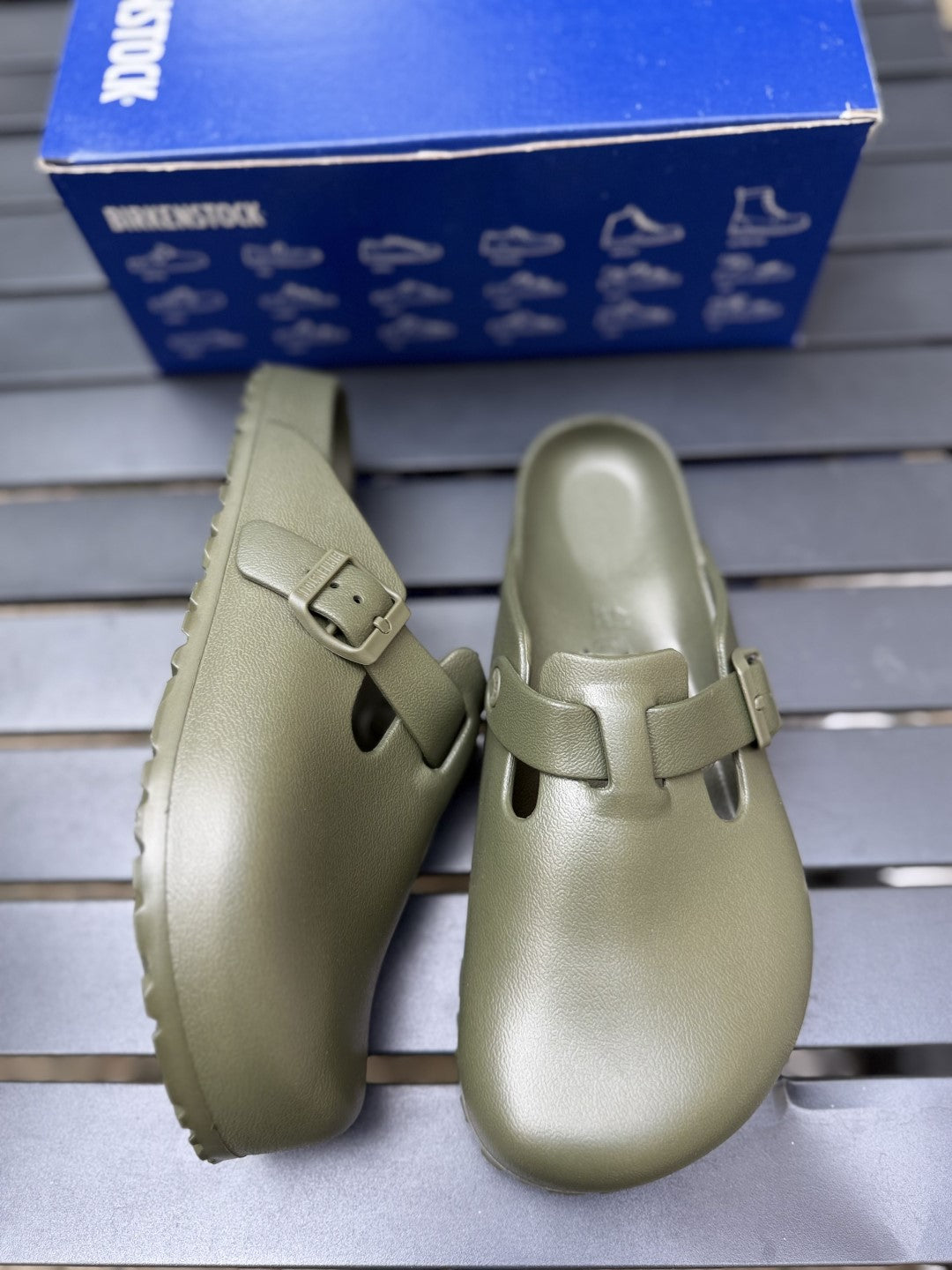 Birken Rubber clogs