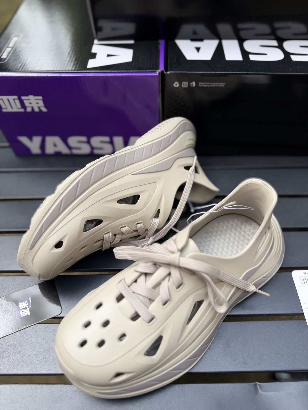 YASSIA sports beach sneakers