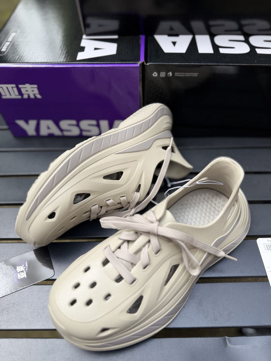 YASSIA sports beach sneakers