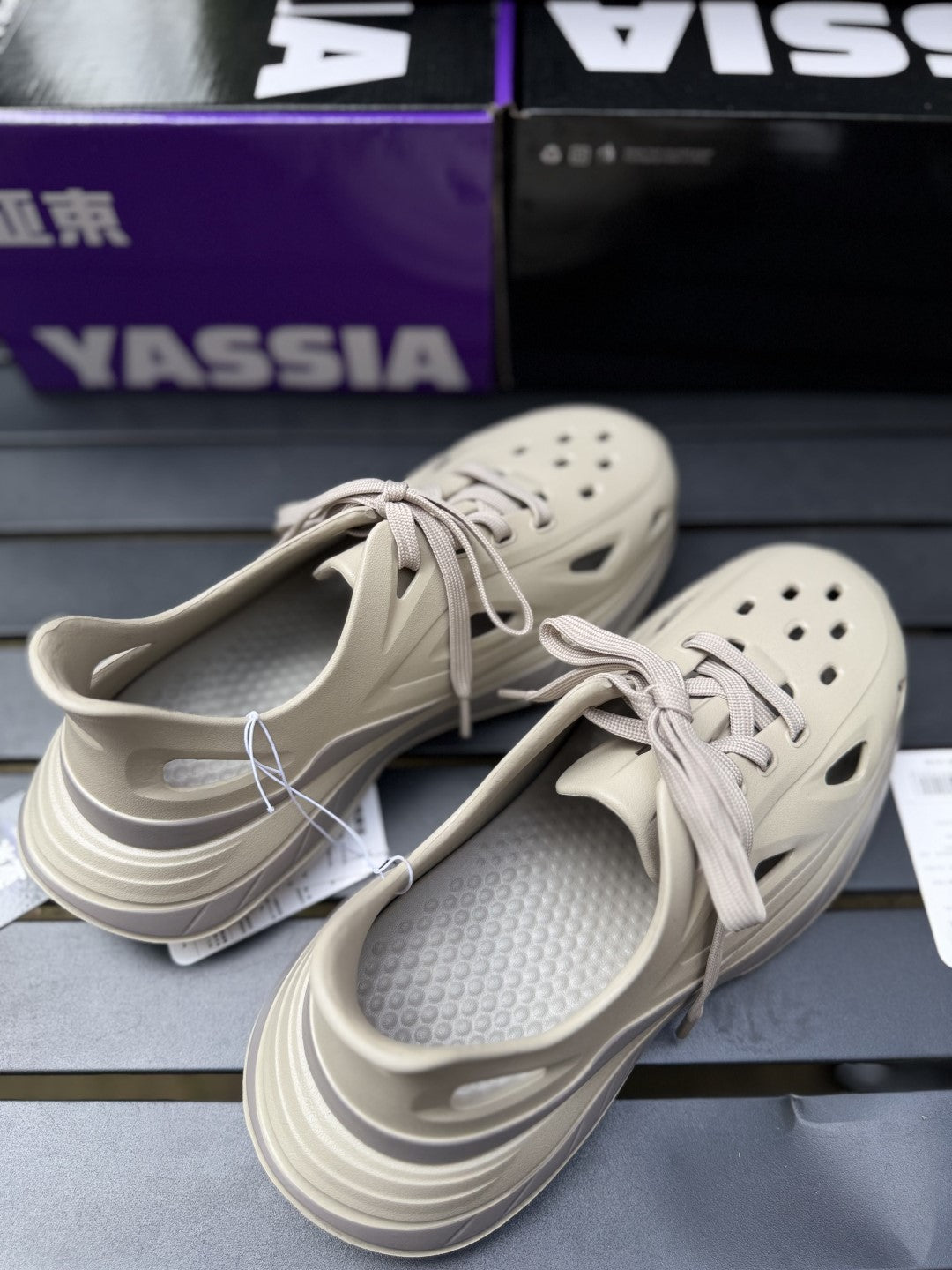 YASSIA sports beach sneakers