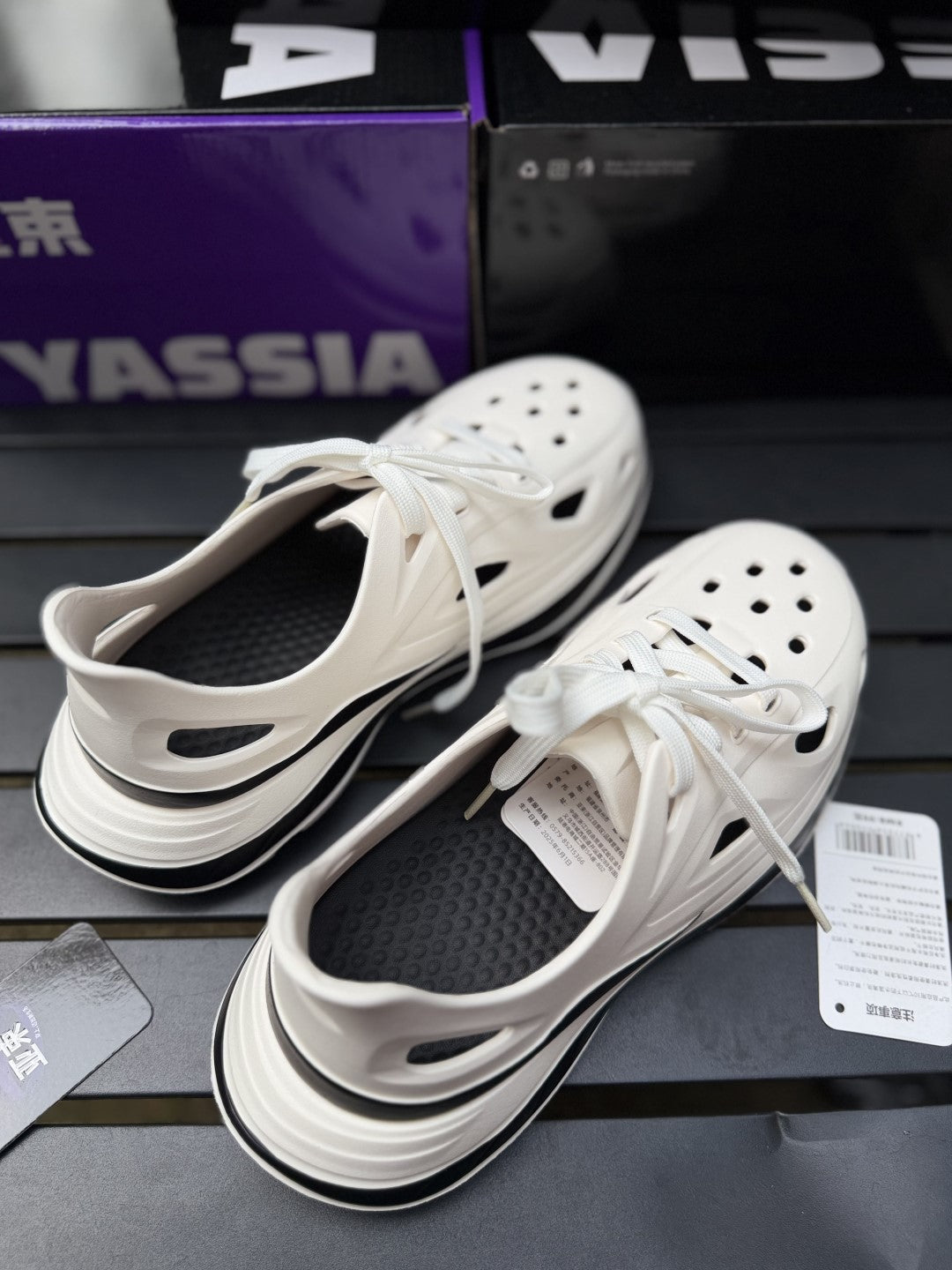 YASSIA sports beach sneakers
