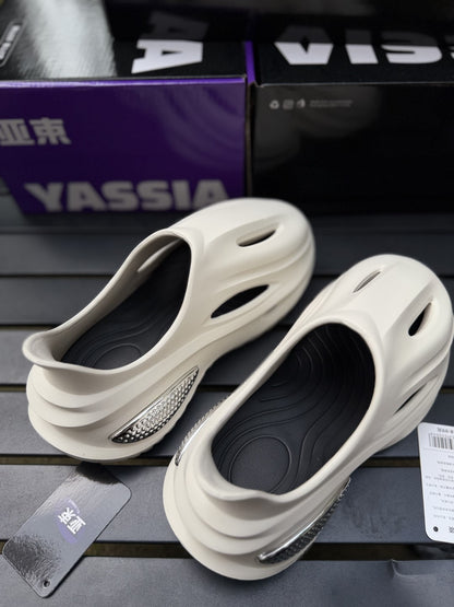 YASSIA turbo clogs runner