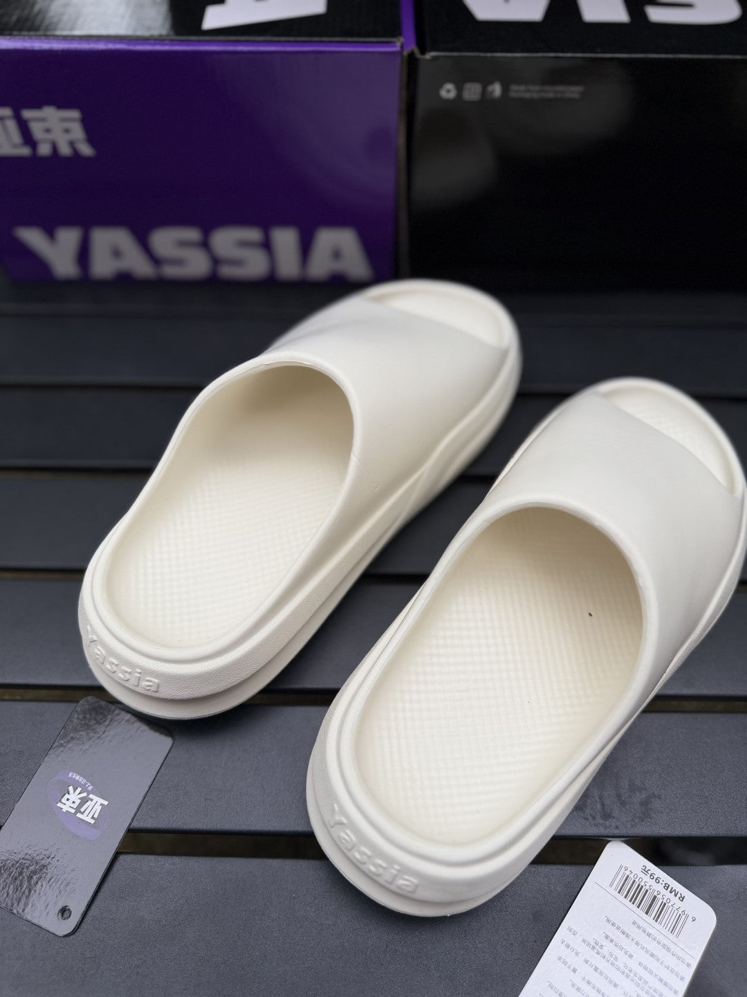YASSIA outdoor cloud slides