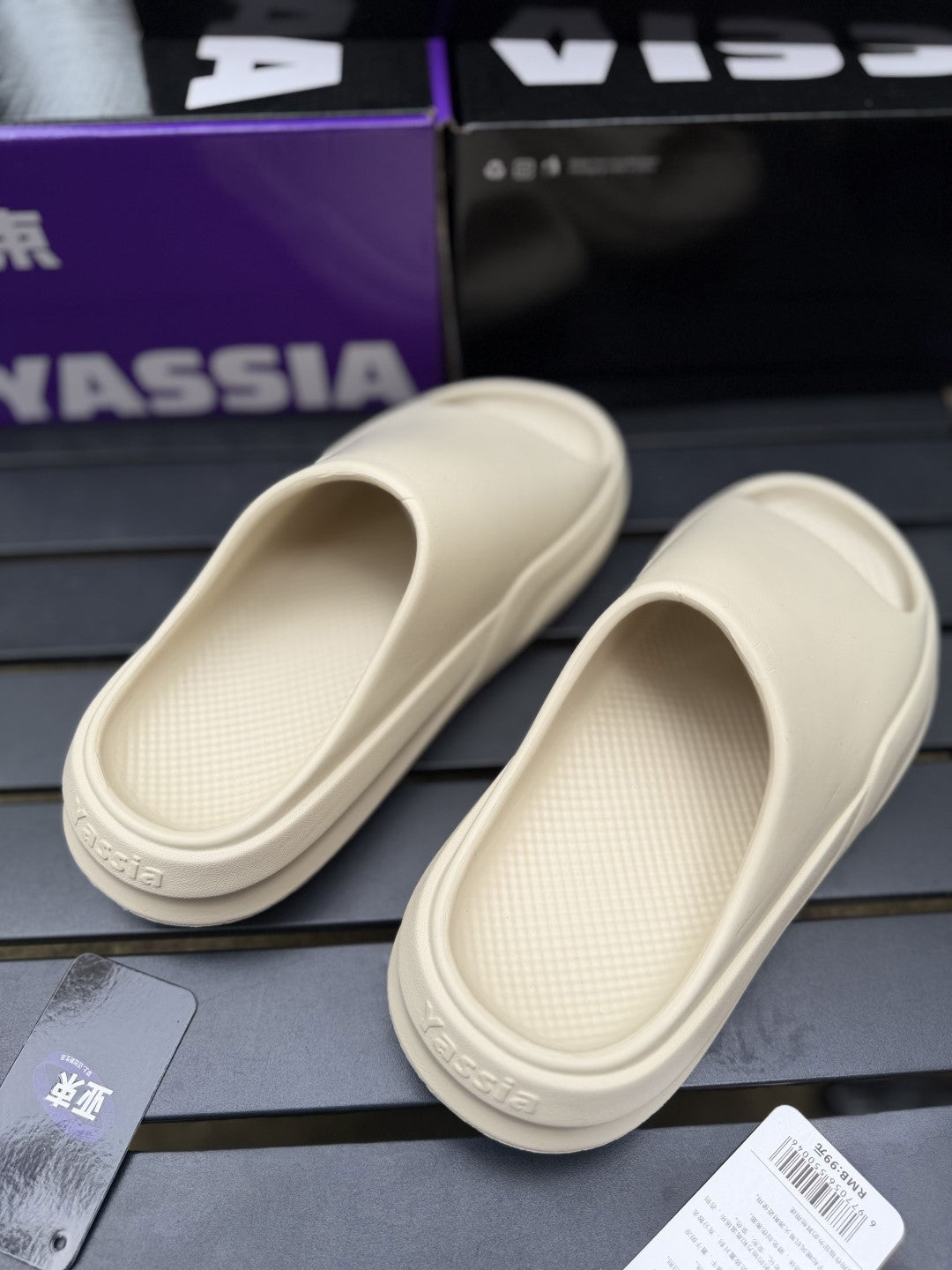 YASSIA outdoor cloud slides
