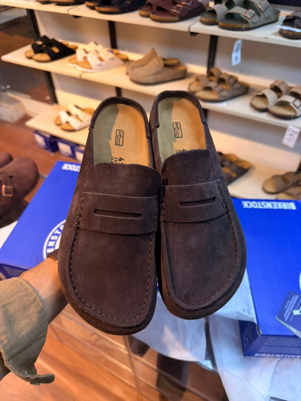 Naples wrapped suede shoes