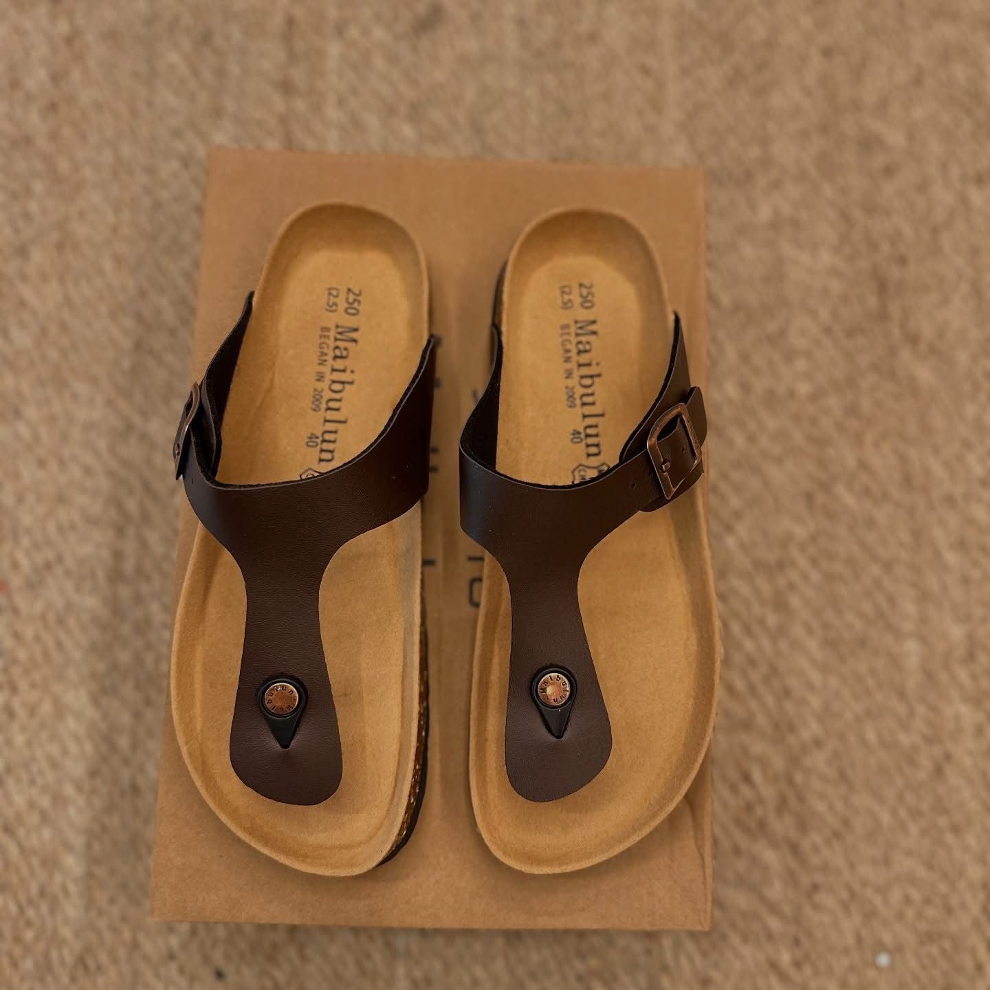T Strap Slides
